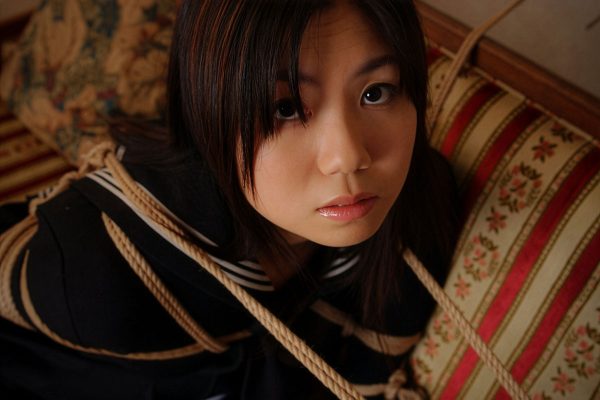 MiRACLE 潮吹き昇天 淫乱女学生 葛城彰子 あきこ セーラー服緊縛