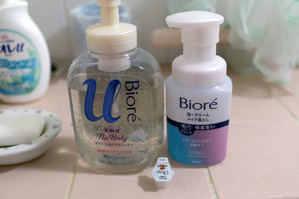 ビオレ Biore 泡