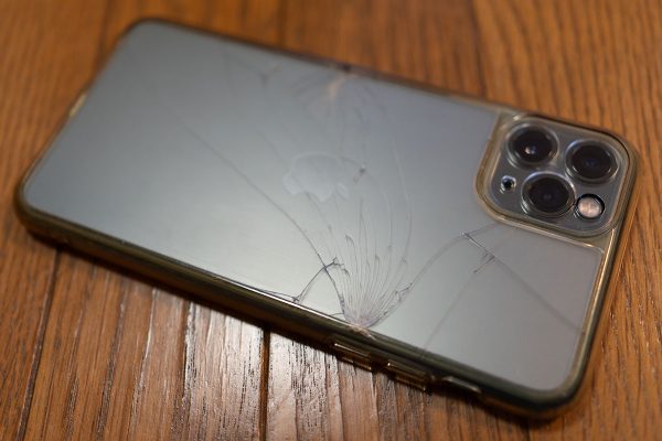 iPhone11 pro Max 割れたケース 衝撃吸収 