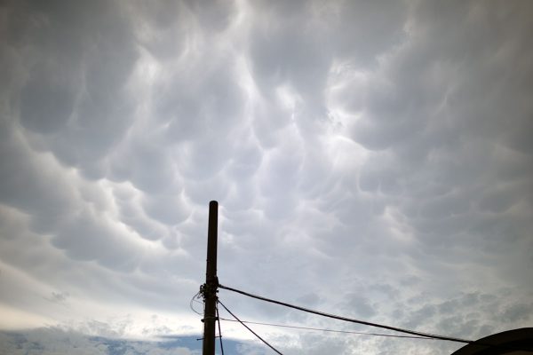 乳房雲 嵐の前触れ ちぶさ雲