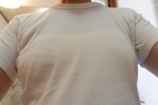 バンドゥブラ チューブトップブラ Tシャツ透け