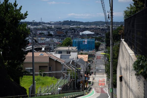 世田谷区 岡本三丁目 富士見坂 急坂 激坂 勾配22% 急傾斜 富士山