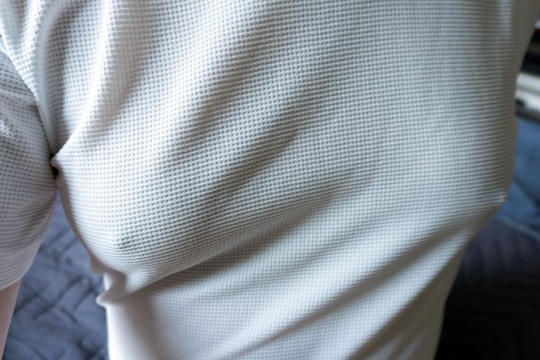 女性化 乳房 育乳 乳腺発達 ホル乳