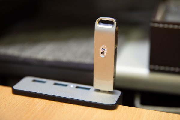Yahoo!ショッピング 2TB USBメモリ 容量偽装